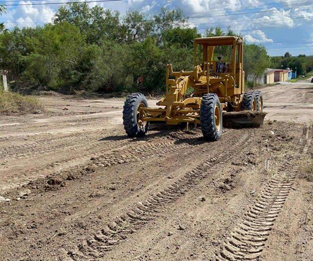 Rehabilitan calles de la  colonia Emiliano Zapata