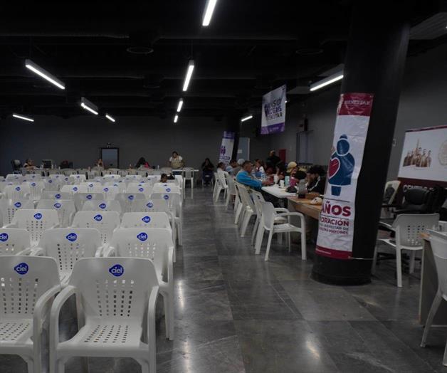 Llaman a ciudadanas a recoger tarjeta para pensi&oacute;n de mujeres