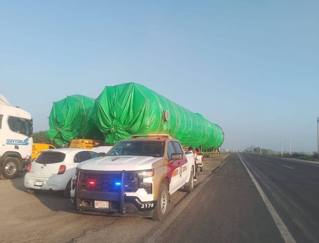 Trasladan calderas hacia Matamoros; cierran vía carretera Trasladan calderas hacia Matamoros; cierran vía carretera
