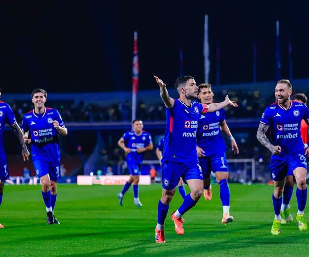 El Cruz Azul busca la cima