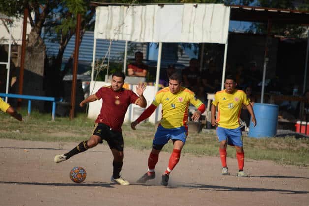 &iexcl;S&uacute;per l&iacute;der, invicto... y campe&oacute;n!