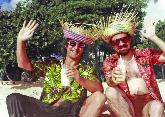 Llega por apple Tv; Tan santo como pecador Llega por apple Tv; Tan santo como pecador