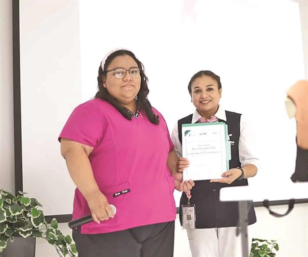 Ofrecen a estudiantes pláticas sobre el cáncer Ofrecen a estudiantes pláticas sobre el cáncer