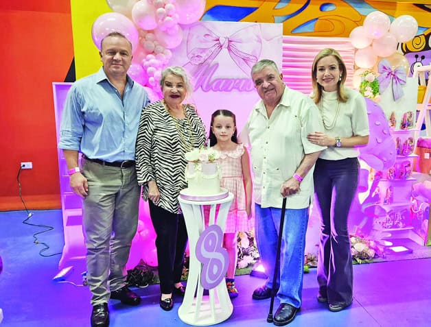 Celebra en grande su cumpleaños Celebra en grande su cumpleaños