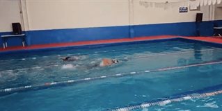 Reynosenses realizan reto de 24 horas nadando Reynosenses realizan reto de 24 horas nadando