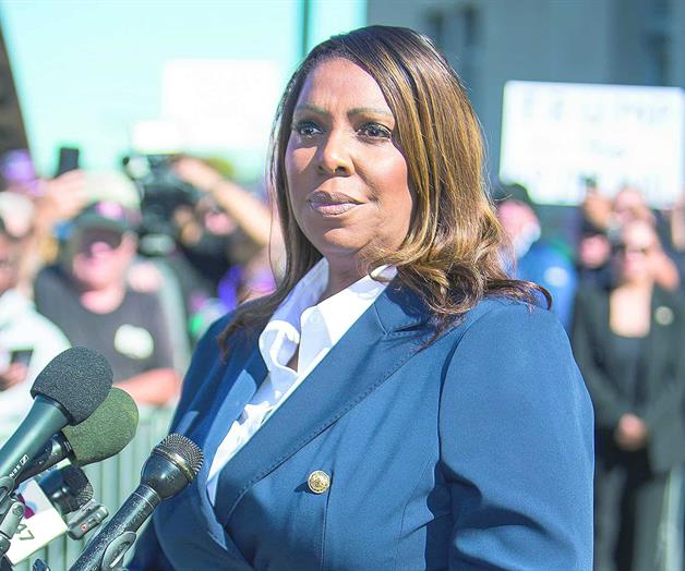 La fiscal de NY se declara inocente en caso de fraude La fiscal de NY se declara inocente en caso de fraude