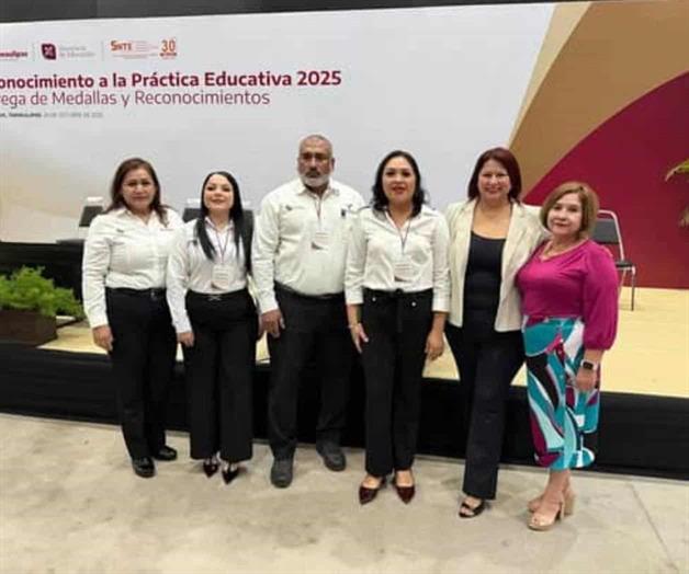 Felicitan a maestros por medallas Felicitan a maestros por medallas