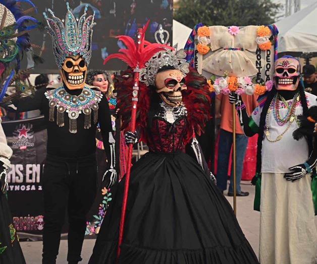 Más de 10 mil celebran Xantolo 2025 con alegría Más de 10 mil celebran Xantolo 2025 con alegría