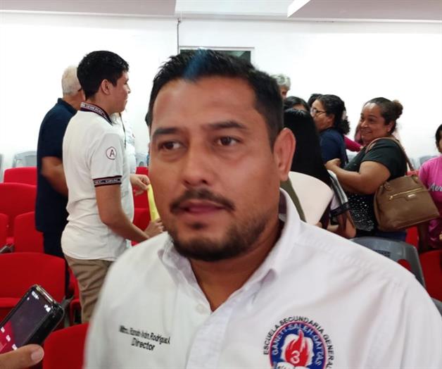 Cumple escuela 2 meses sin luz Cumple escuela 2 meses sin luz