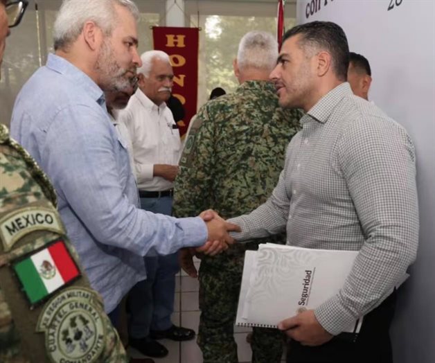 Harfuch se reúne con productores de limón en Apatzingán Harfuch se reúne con productores de limón en Apatzingán