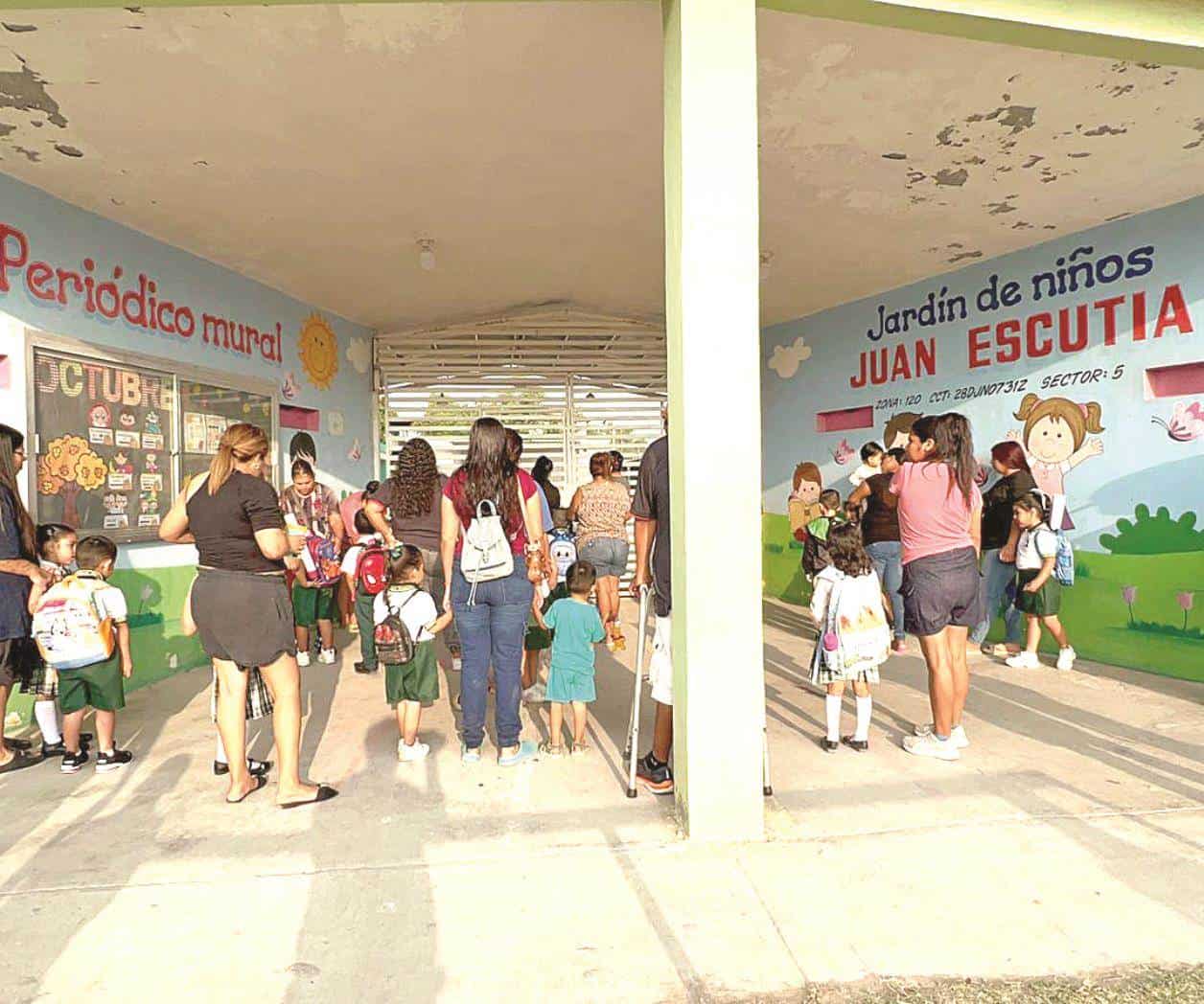 Sigue alto riesgo de contagio del virus mano-pie-boca en escuelas