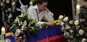 Policía señala a disidencia FARC como posible cerebro del crimen de precandidato colombiano Uribe Policía señala a disidencia FARC como posible cerebro del crimen de precandidato colombiano Uribe