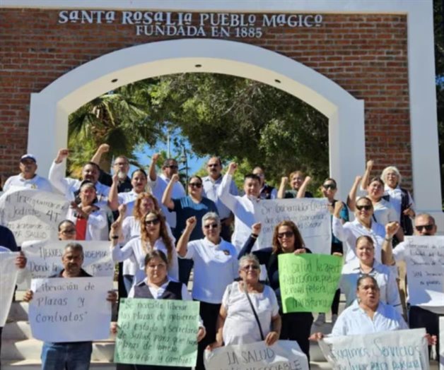 Trabajadores de Secretaría de Salud en BCS protestan