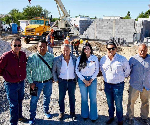 Supervisan labores en la clínica del ISSSTE Supervisan labores en la clínica del ISSSTE