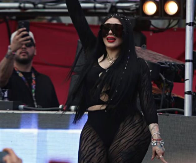 Bellakath los deja plantados en Veracruz y organizadores la exhiben Bellakath los deja plantados en Veracruz y organizadores la exhiben