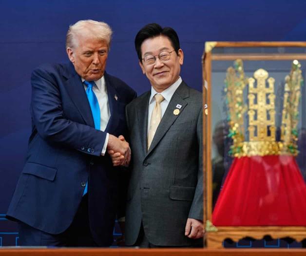 EEUU compartirá tecnología para que Surcorea construya submarino de propulsión nuclear, dice Trump EEUU compartirá tecnología para que Surcorea construya submarino de propulsión nuclear, dice Trump