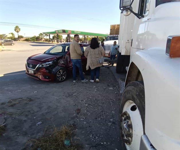 Chocan cuatro en la carretera a Reynosa Chocan cuatro en la carretera a Reynosa