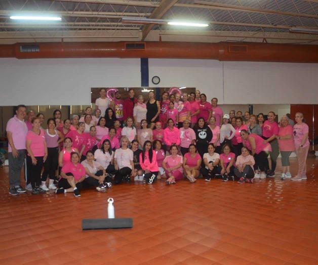 Apoyan ejercitándose