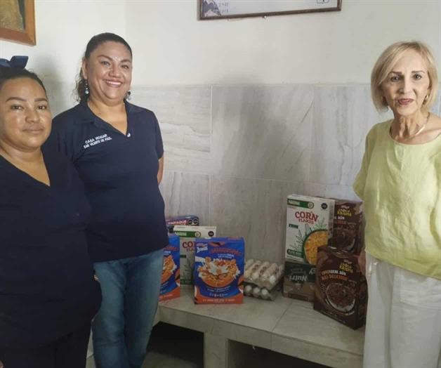 Visitan la Casa Hogar Visitan la Casa Hogar