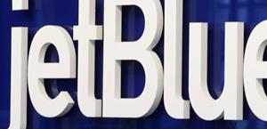 Hospitalizan a pasajeros de JetBlue tras aterrizaje de emergencia en Florida Hospitalizan a pasajeros de JetBlue tras aterrizaje de emergencia en Florida