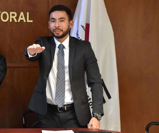 Alfredo Díaz Díaz toma protesta como nuevo consejero electoral en el Ietam Alfredo Díaz Díaz toma protesta como nuevo consejero electoral en el Ietam
