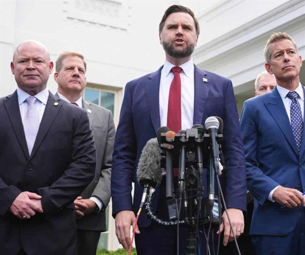 Escasez de controladores aéreos provoca más retrasos en vuelos en EEUU mientras sigue el cierre Escasez de controladores aéreos provoca más retrasos en vuelos en EEUU mientras sigue el cierre