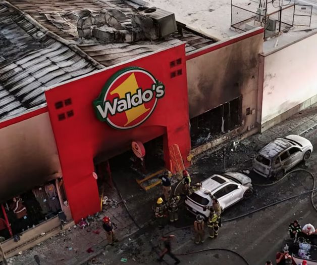 Incendio en tienda Waldos de Hermosillo deja 22 personas muertas Incendio en tienda Waldos de Hermosillo deja 22 personas muertas