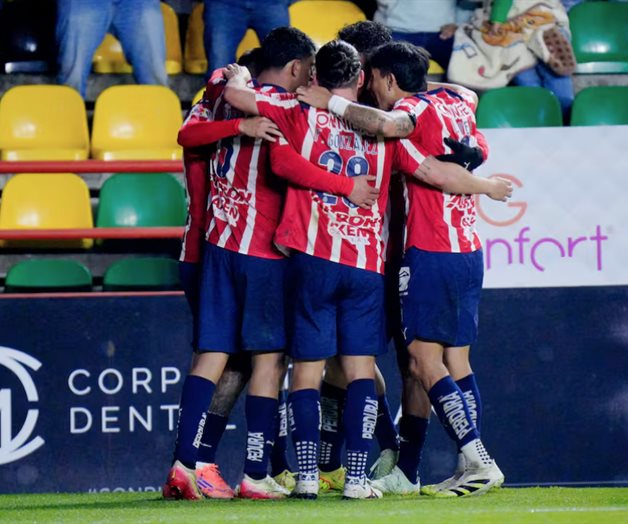 Chivas volvió a ganar y se acerca a Liguilla directa Chivas volvió a ganar y se acerca a Liguilla directa
