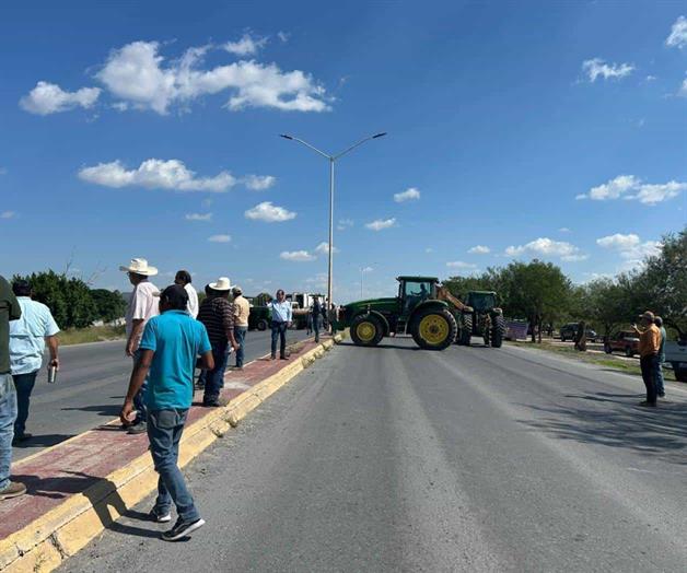 Productores y transportistas anuncian paro nacional Productores y transportistas anuncian paro nacional