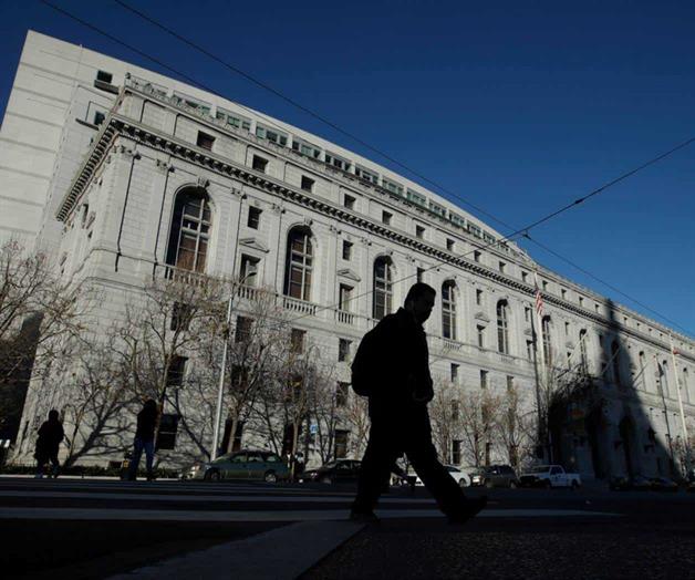 Fallo judicial reafirma derechos de estudiantes indocumentados en UC