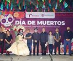 Familias viven  el festival del  Día de Muertos