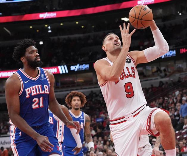 Los Bulls remontan y vencen a los 76ers Los Bulls remontan y vencen a los 76ers