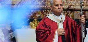 Papa León XIV pide profunda reflexión sobre trato a migrantes detenidos en EU