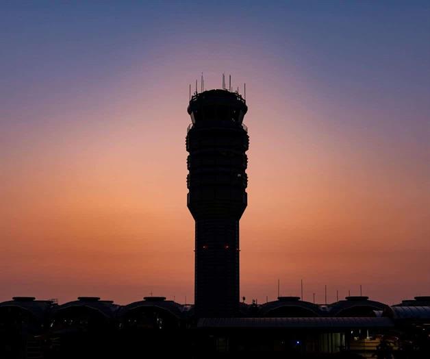 Amenaza de bomba detiene vuelos en aeropuerto Reagan