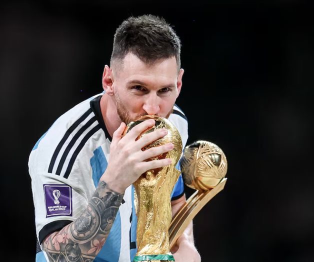 Messi responde a Cristiano: Ganar el Mundial es lo máximo Messi responde a Cristiano: Ganar el Mundial es lo máximo