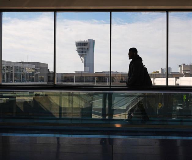 FAA reduce vuelos en Nueva York por cierre del gobierno FAA reduce vuelos en Nueva York por cierre del gobierno