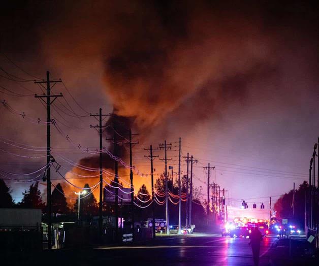 Suman 11 muertos tras choque de avión de UPS