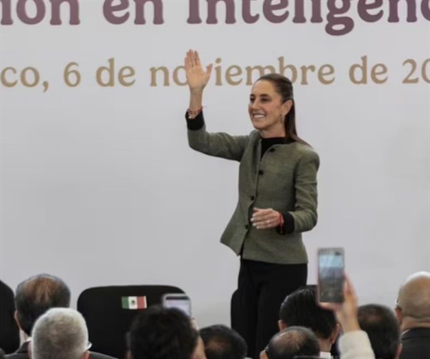 Sheinbaum lanza Centro Público para formarse en IA Sheinbaum lanza Centro Público para formarse en IA
