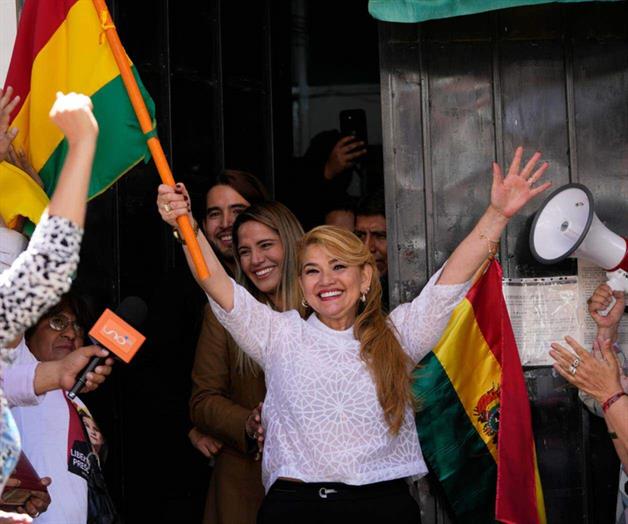 Jeanine Áñez sale de prisión tras anulación de condena en Bolivia Jeanine Áñez sale de prisión tras anulación de condena en Bolivia