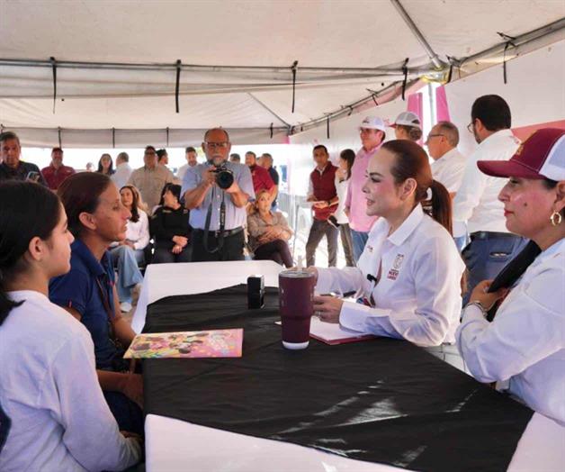 Presidencia Cerquita de Ti llega a colonia Naciones Unidas