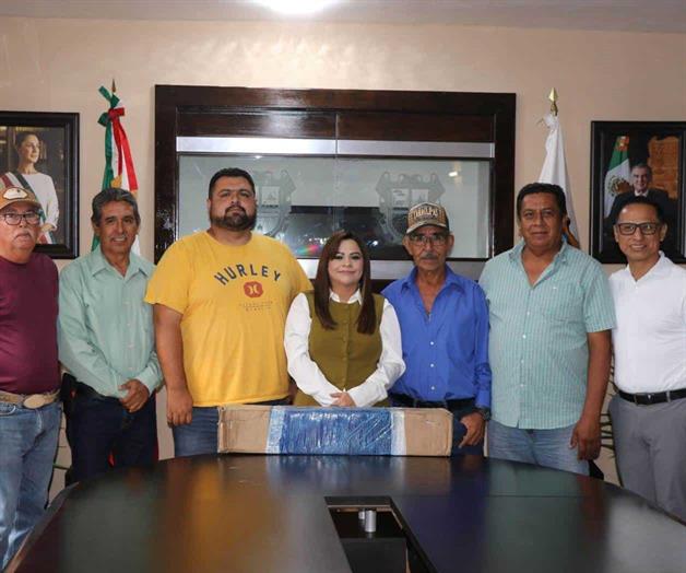 Reanudan suministro de agua en Alfredo V. Bonfil Reanudan suministro de agua en Alfredo V. Bonfil