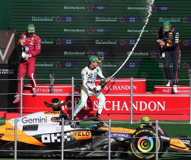 Inician puja por el título de la F1 Inician puja por el título de la F1