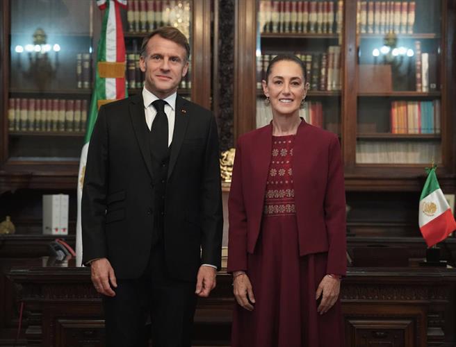Sheinbaum y Macron acuerdan exhibición del Códice Azcatitlán