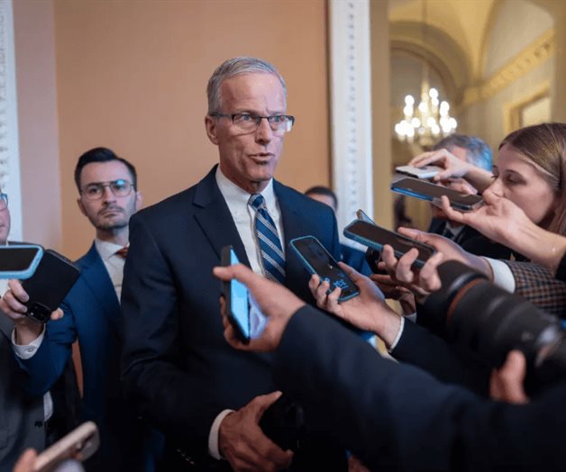 Senadores de EEUU trabajan el fin de semana para tratar de resolver cierre de gobierno Senadores de EEUU trabajan el fin de semana para tratar de resolver cierre de gobierno