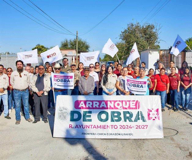 Arranca Nataly pavimentación de calle Sexta