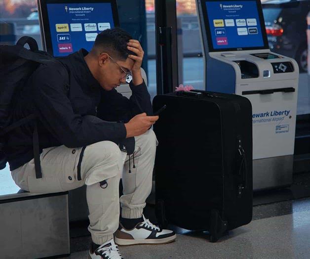 Aerolíneas han cancelado mil vuelos; se esperan más Aerolíneas han cancelado mil vuelos; se esperan más