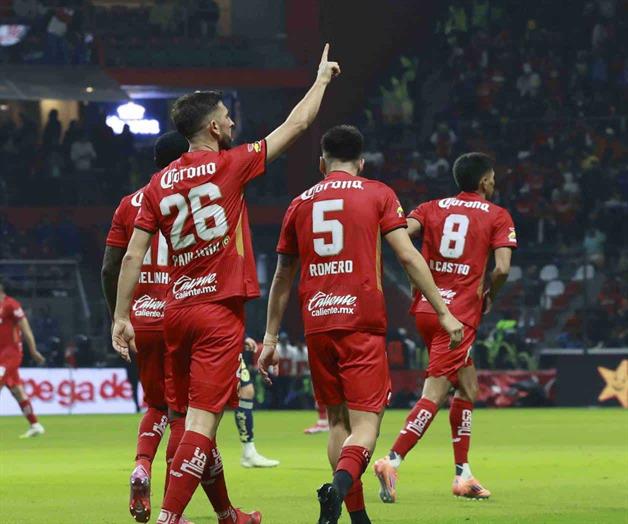 ¡Líder sólo uno! ¡Líder sólo uno!