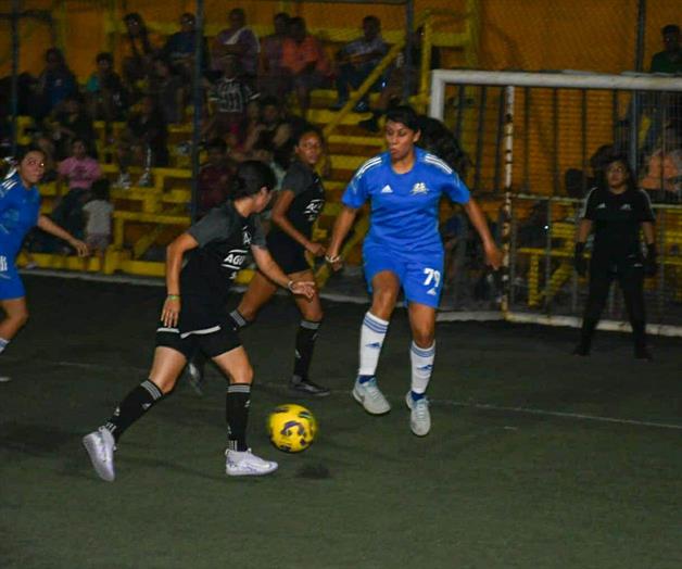 Águilas, favoritas al título