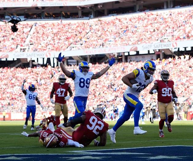 Matthew Stafford lanza 4 pases de anotación y Rams vencen a ´Niners´ Matthew Stafford lanza 4 pases de anotación y Rams vencen a ´Niners´