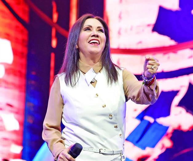 Indignada por asesinato de Carlos Manzo Indignada por asesinato de Carlos Manzo